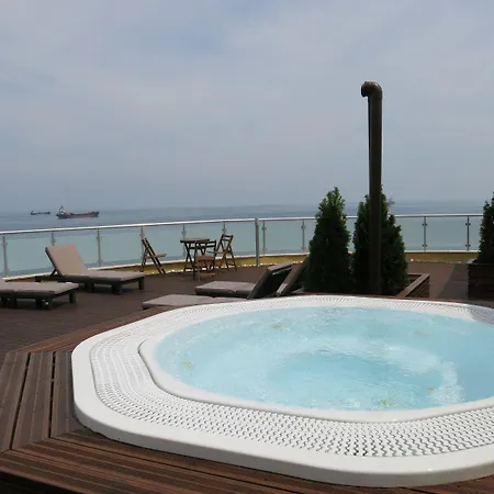 Family Albizia Hotel