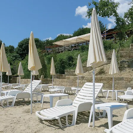 Family Albizia Hotel 3*