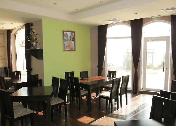 Family Albizia 3* Varna