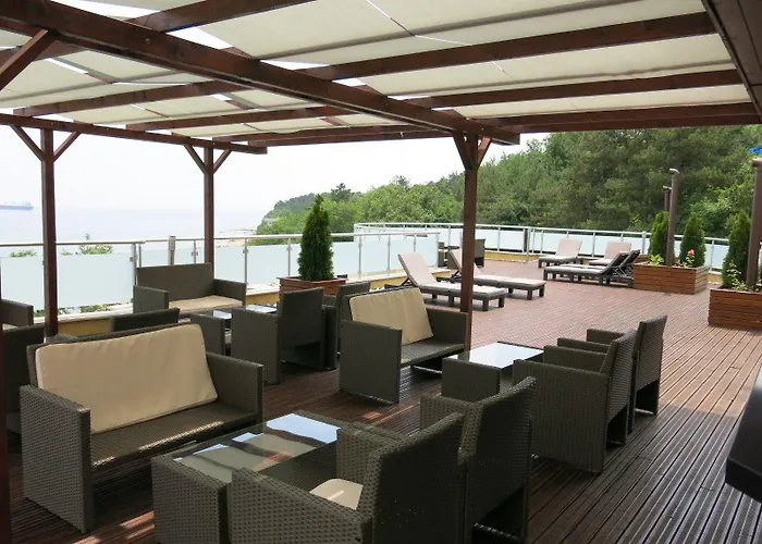 Family Albizia Hotel 3*